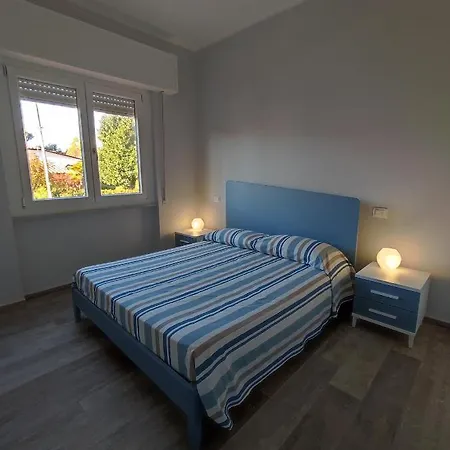 Ferienwohnung Casa Violina Lido di Camaiore Exterior foto