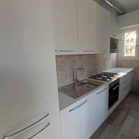 Ferienwohnung Casa Violina Lido di Camaiore Exterior foto