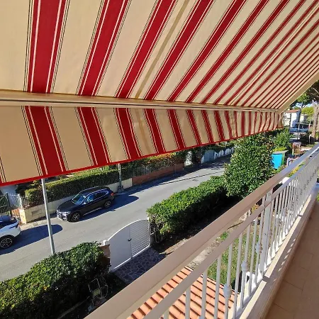 Ferienwohnung Casa Violina Lido di Camaiore Exterior foto